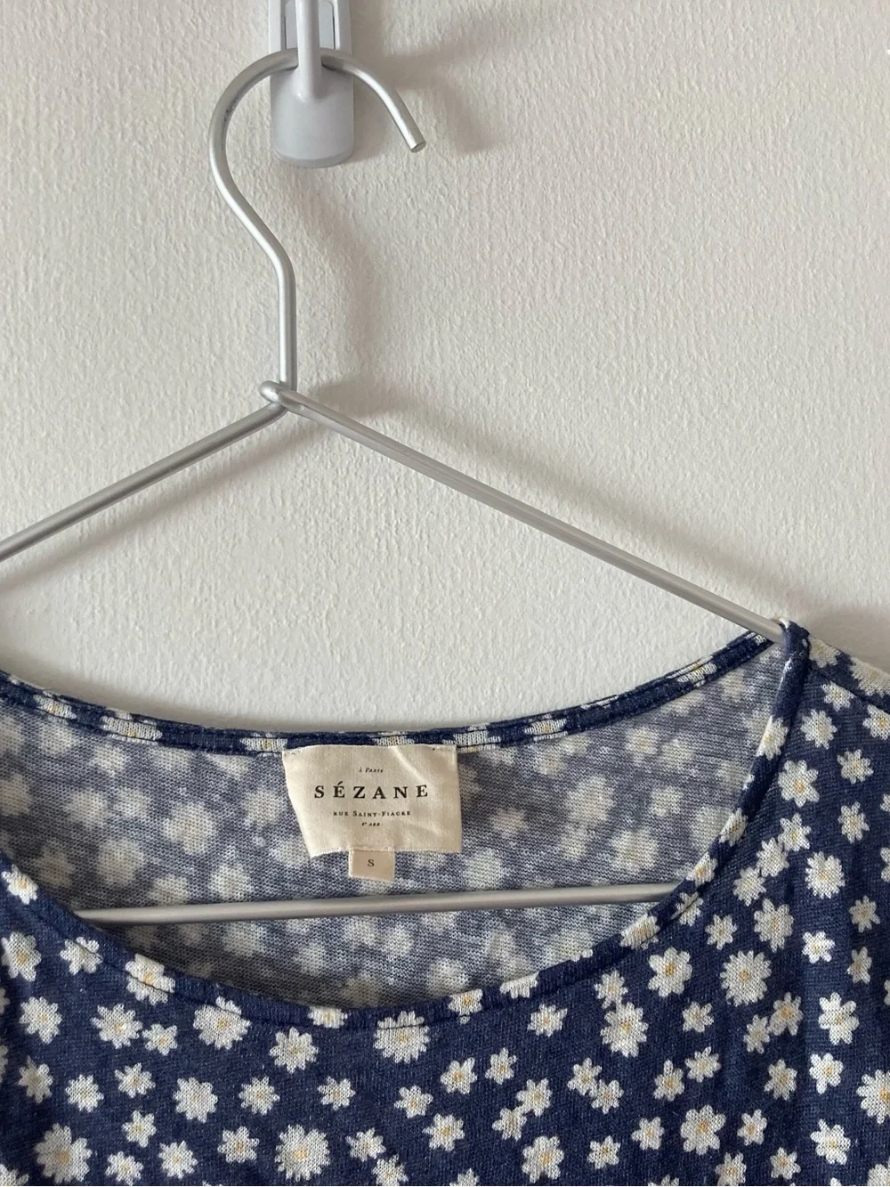Sezane Shirt Andre Navy Blue Floral Short-Sleeve Tee